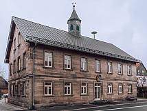 Schrägansicht des Praxisgebäudes